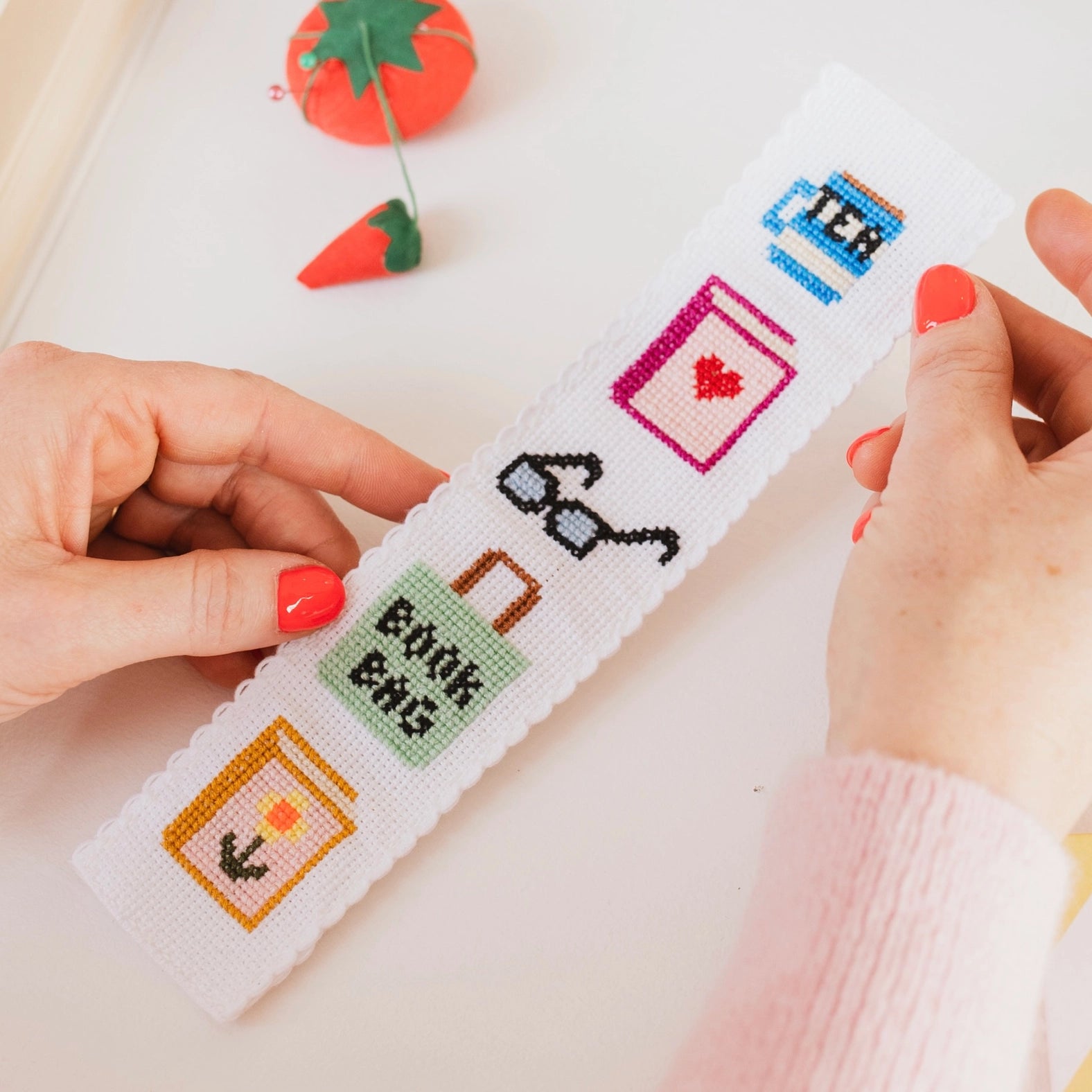 Cotton Clara - Kreuzstich Lesezeichen DIY