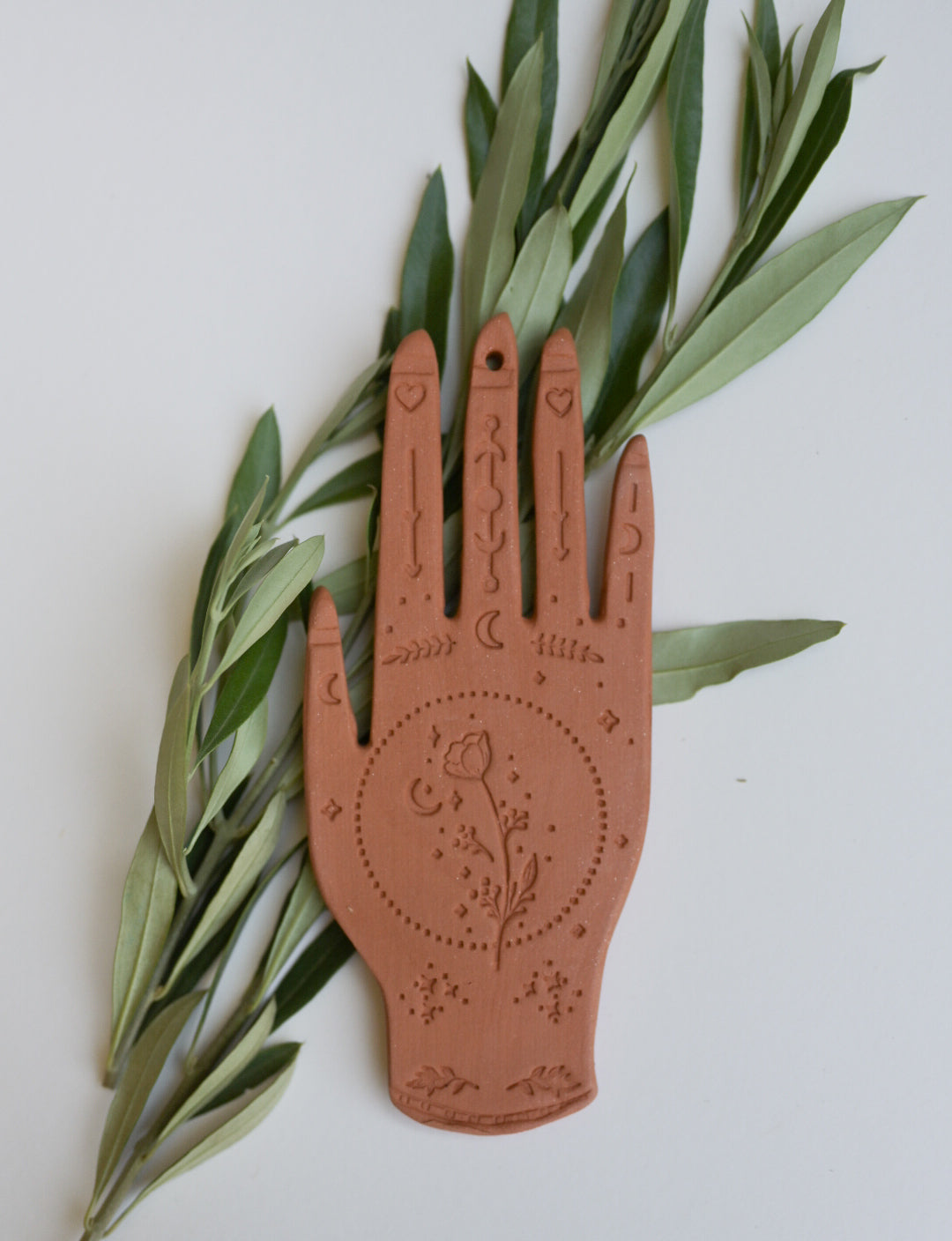 LPDV Ceramics - Wandschmuck Hand - Blume Terracotta