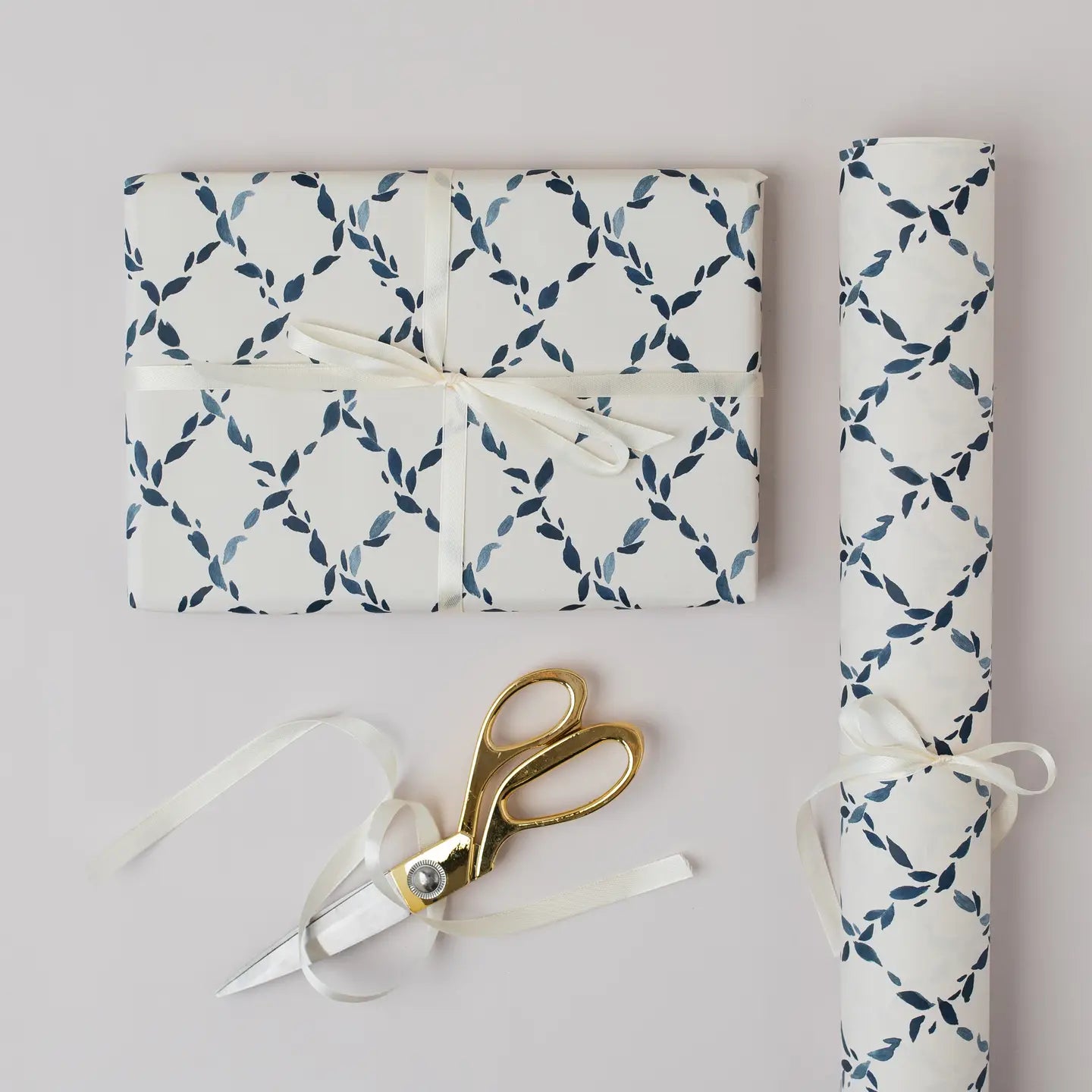Katie Housley Geschenkpapier - Diamant Blau