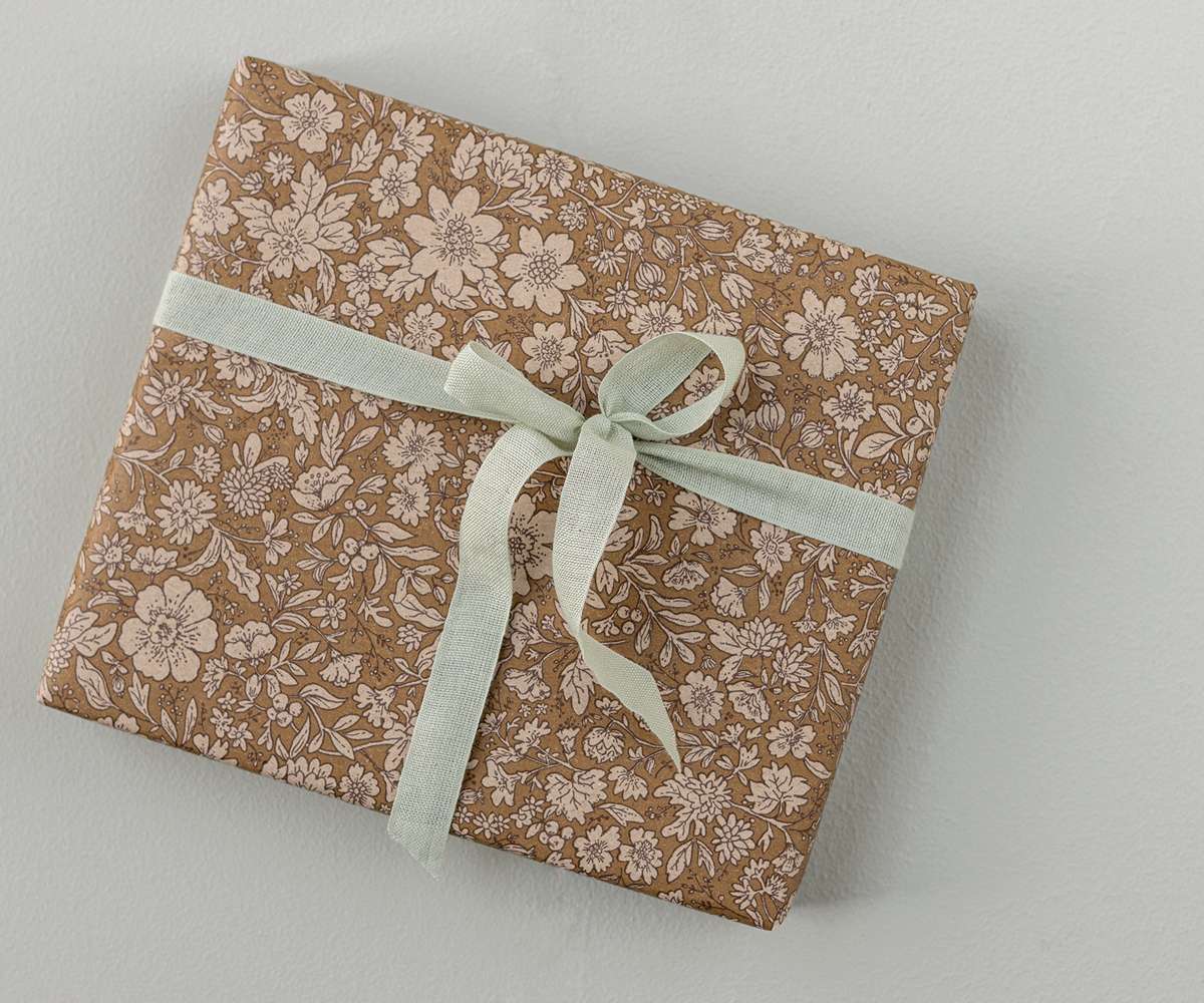 Maileg - Geschenkpapier Blossom Ocker